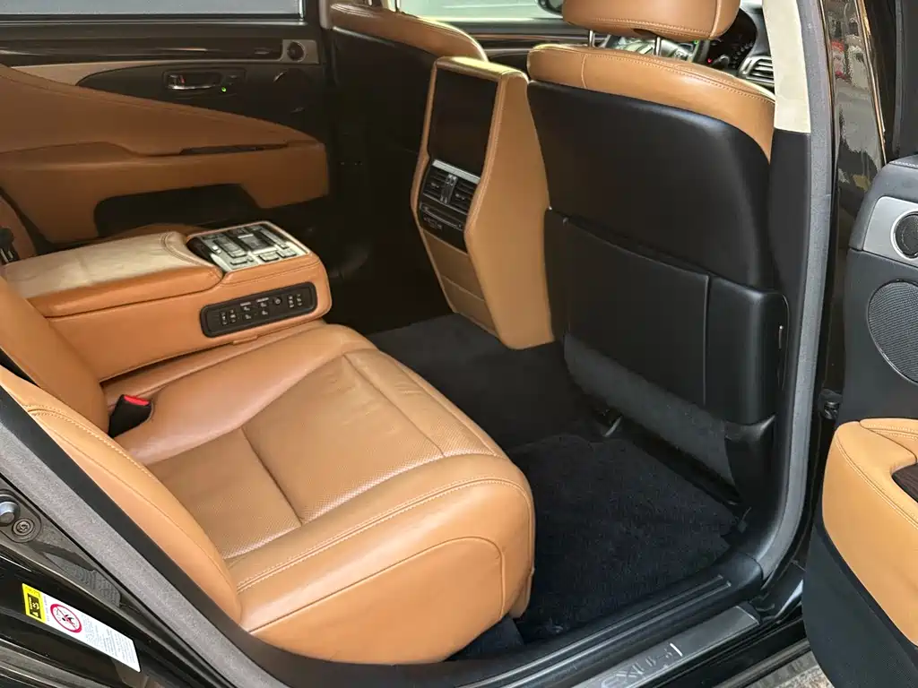 Lexus LS — фотографии объявления, Фото 14