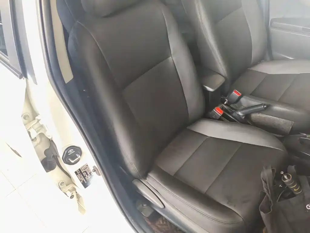 Toyota Yaris L — миниатюра 25