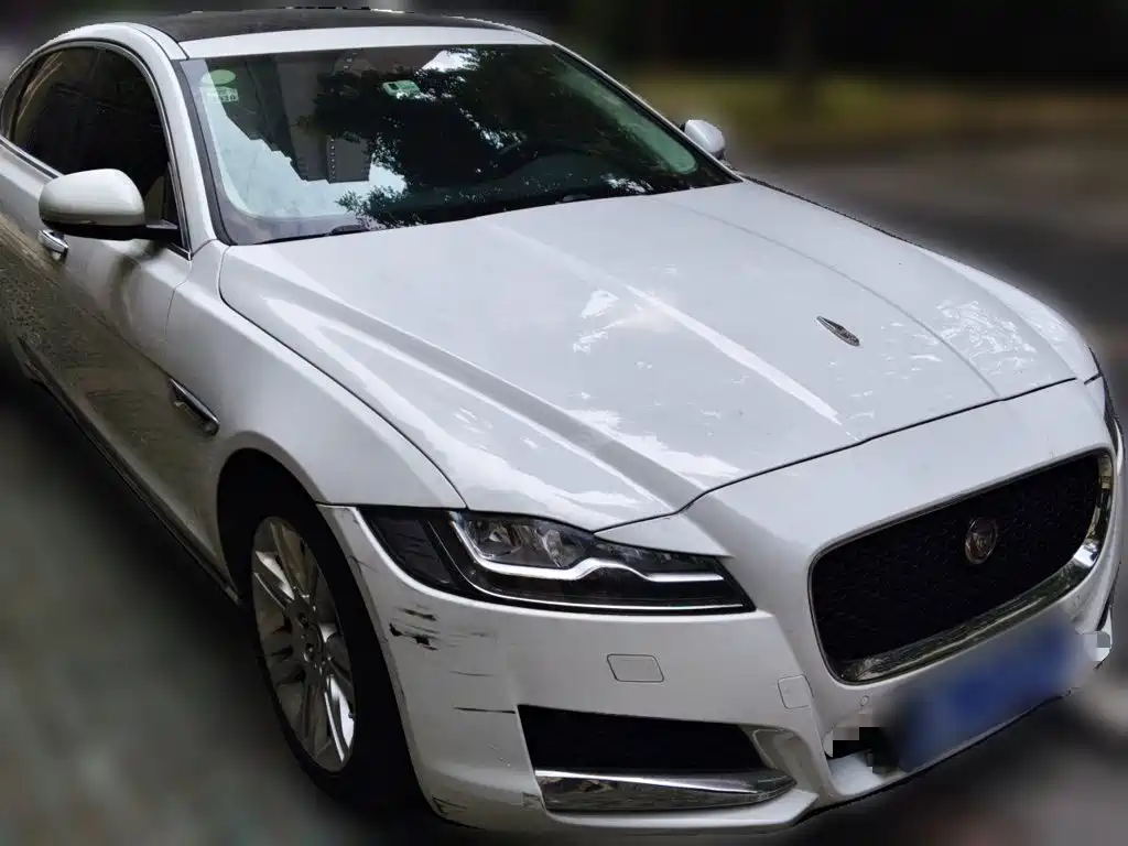 Jaguar XFL — миниатюра 24