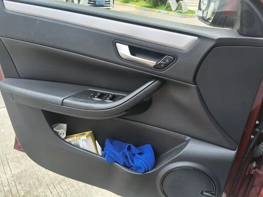 Qoros Qoros 3 — миниатюра 7