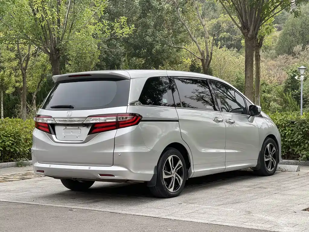 Honda Odyssey — миниатюра 9