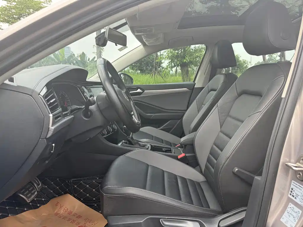 Volkswagen Sagitar — миниатюра 4