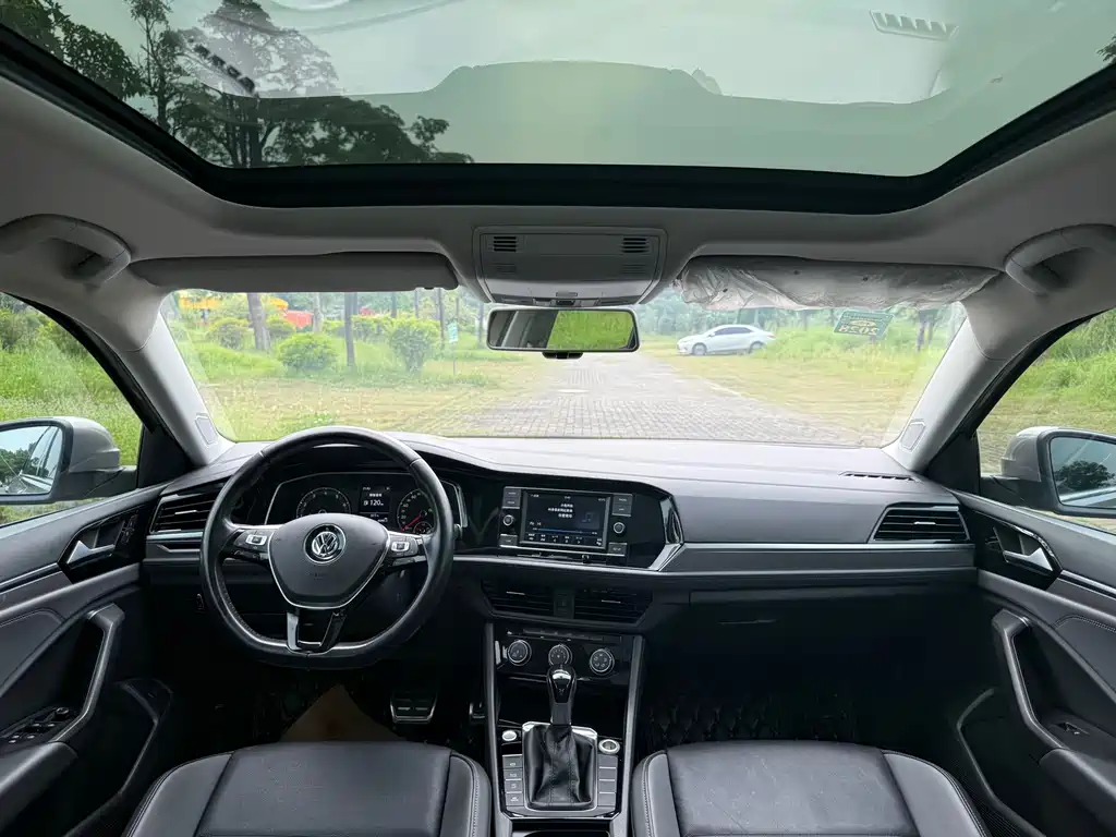 Volkswagen Sagitar — миниатюра 5