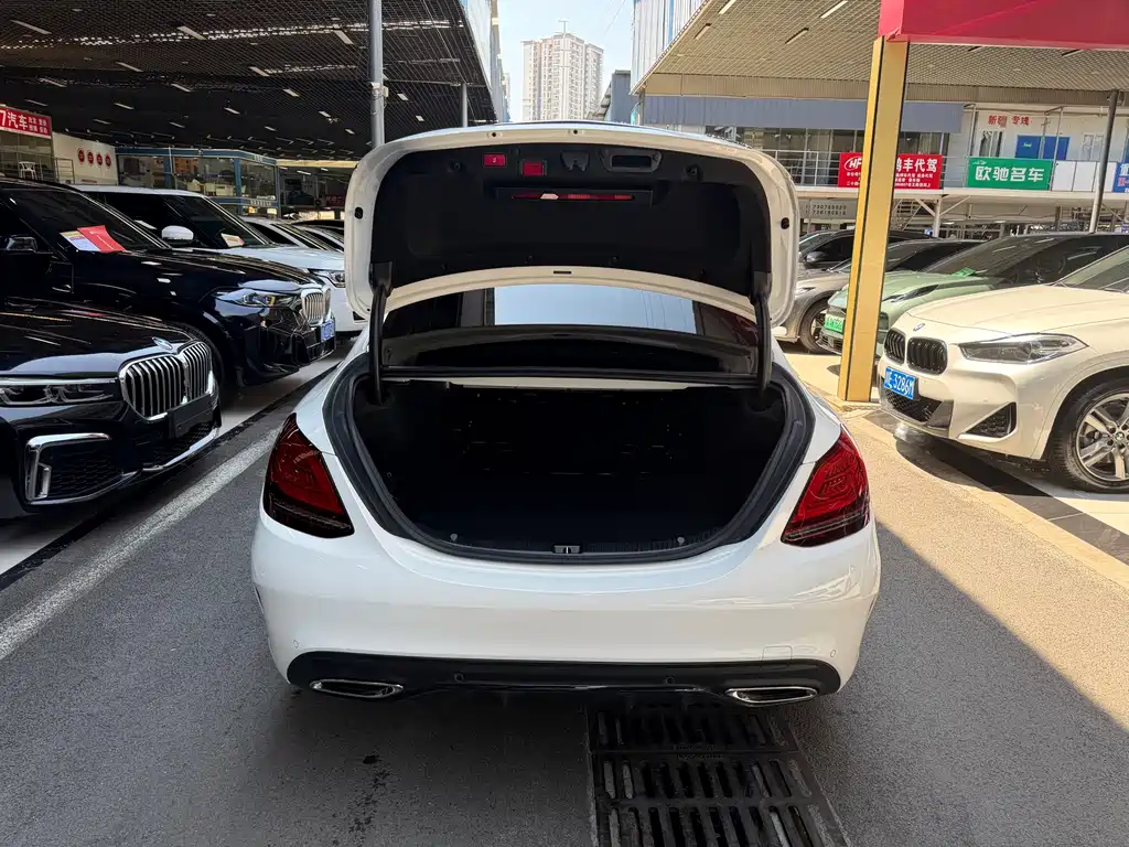 Mercedes-Benz C-Class — миниатюра 27
