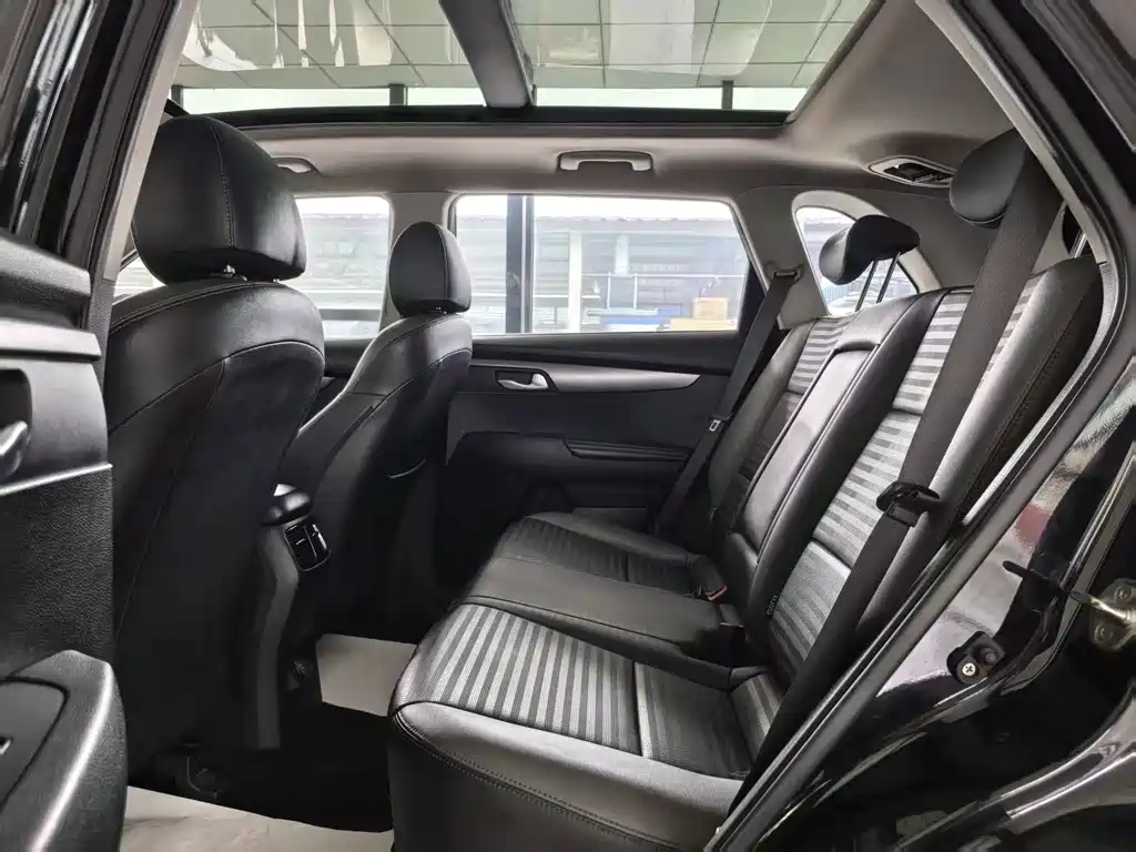 Kia Sportage — миниатюра 5