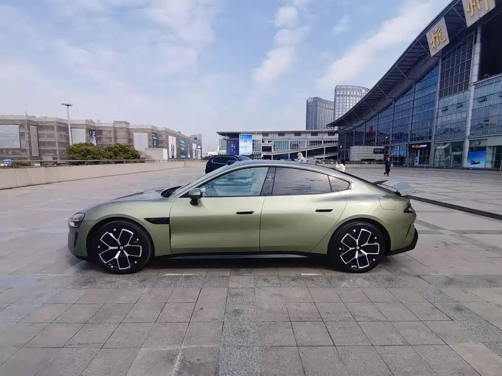 XIAOMI CAR XIAOMI SU7