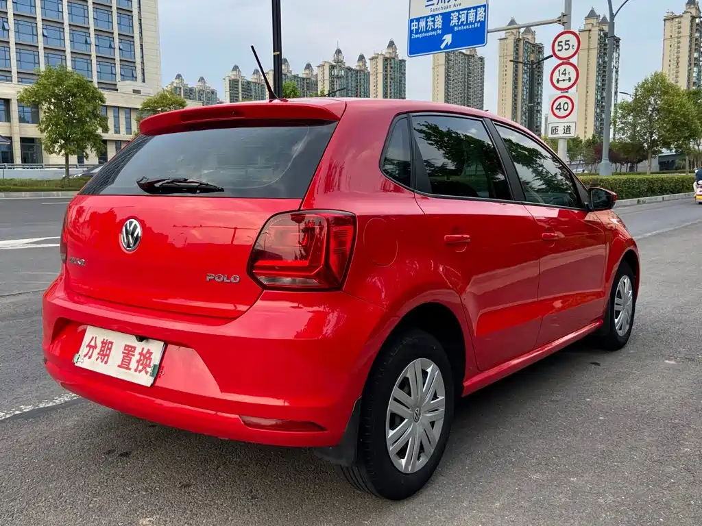 Volkswagen Polo — миниатюра 12
