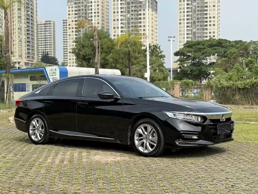 Honda Accord — миниатюра 3