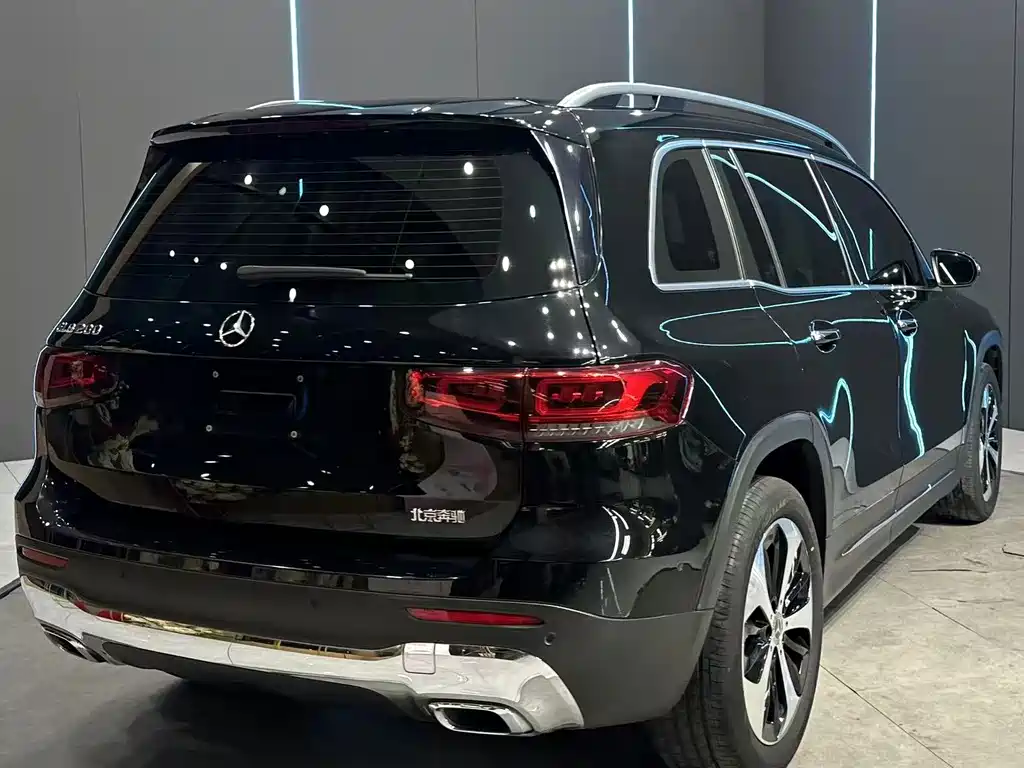 Mercedes-Benz GLB — миниатюра 6