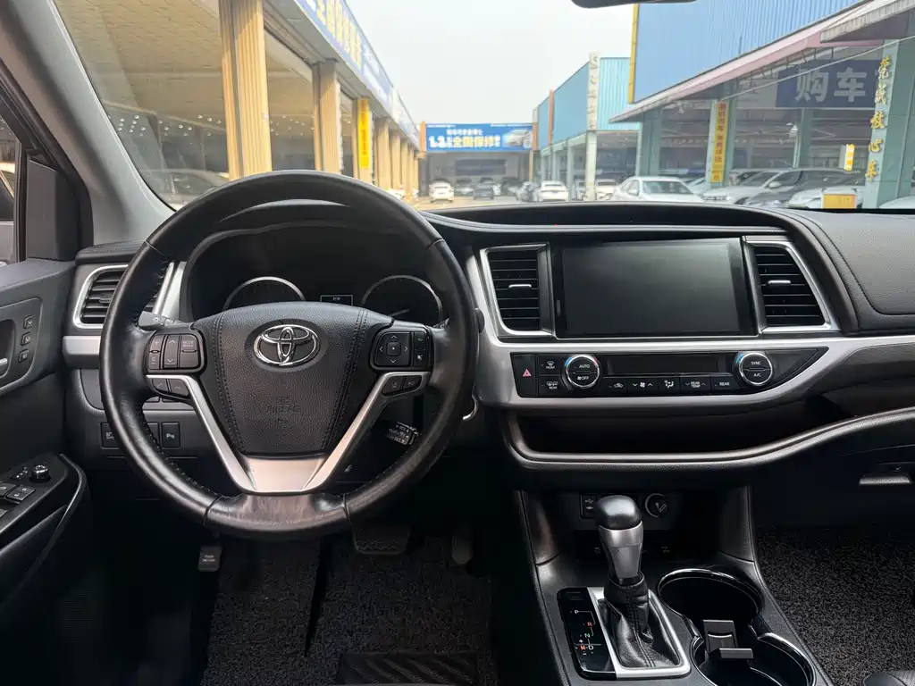 Toyota Highlander — фотографии объявления, Фото 10
