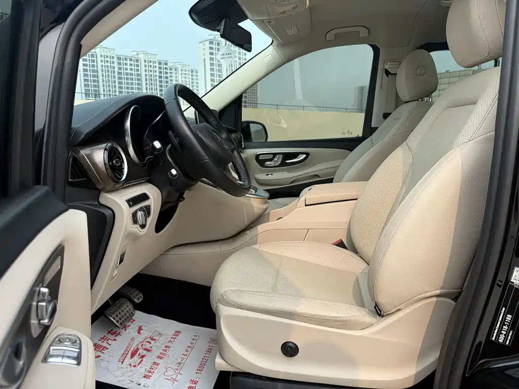 Mercedes-Benz V-Class — миниатюра 10