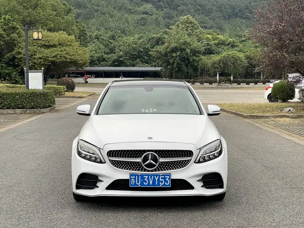 Mercedes-Benz C-Class — миниатюра 3