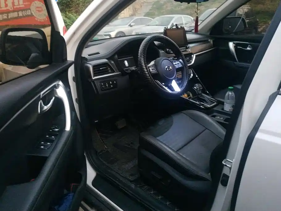 Kia Sportage — миниатюра 9