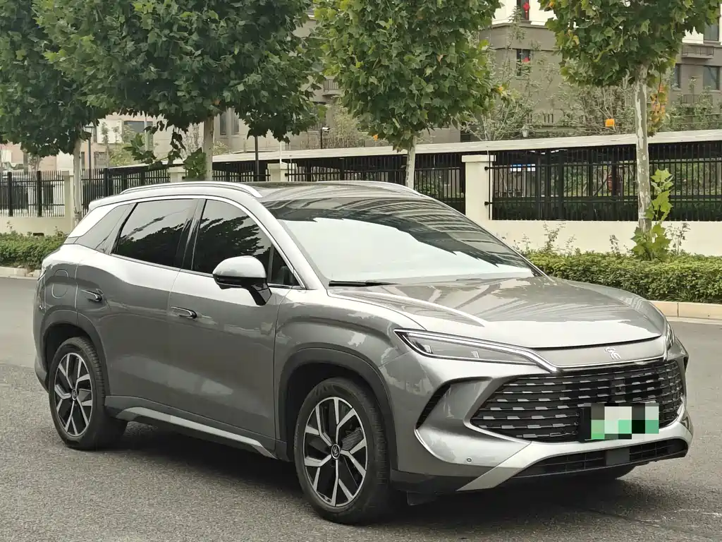BYD L DM-i — миниатюра 3