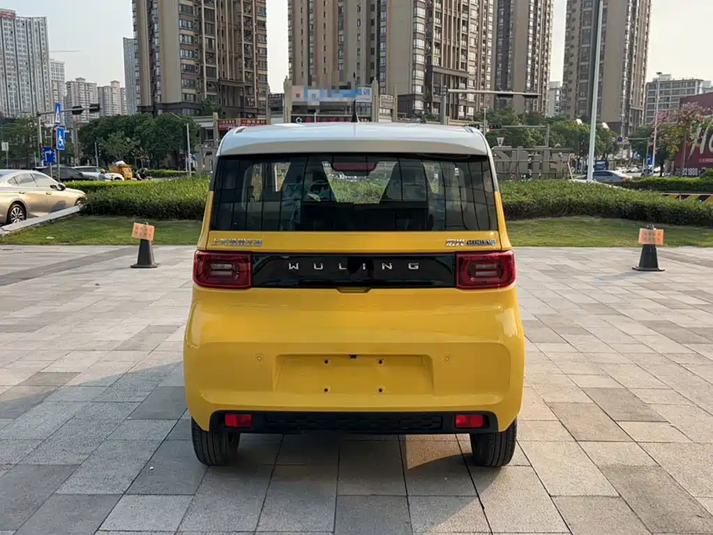 Wuling MINIEV — миниатюра 7