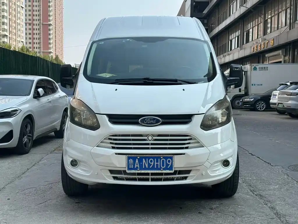 Ford Transit — миниатюра 2
