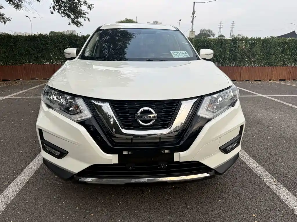 Nissan X-Trail — миниатюра 6