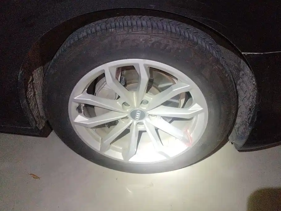 Audi A6L — миниатюра 6