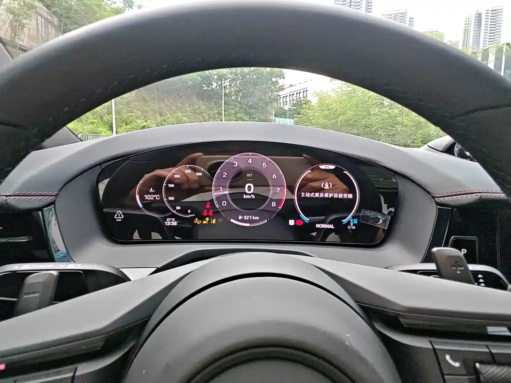 Porsche Panamera — миниатюра 35