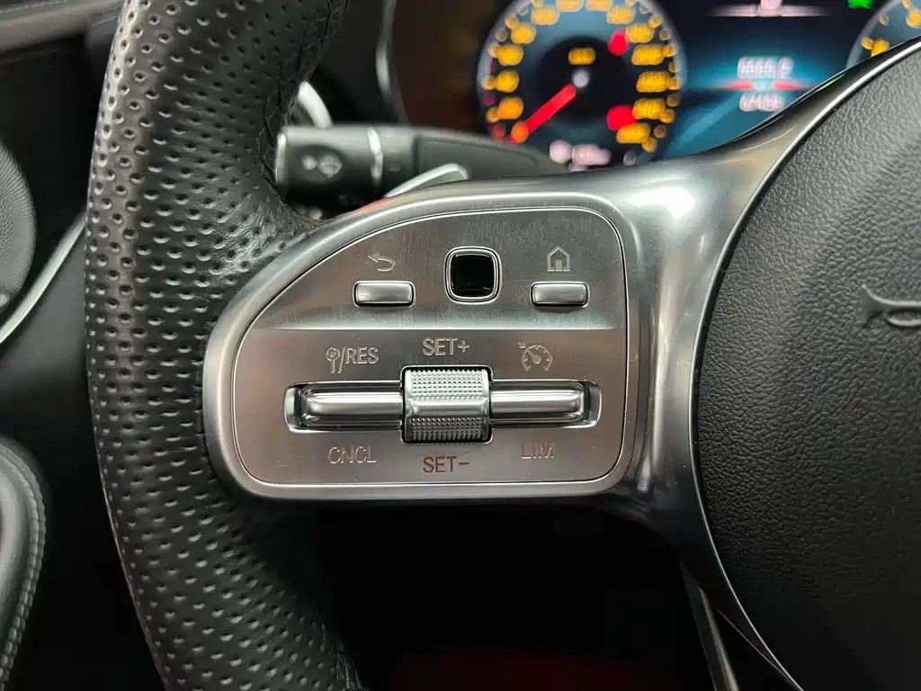 Mercedes-Benz C-Class — миниатюра 20