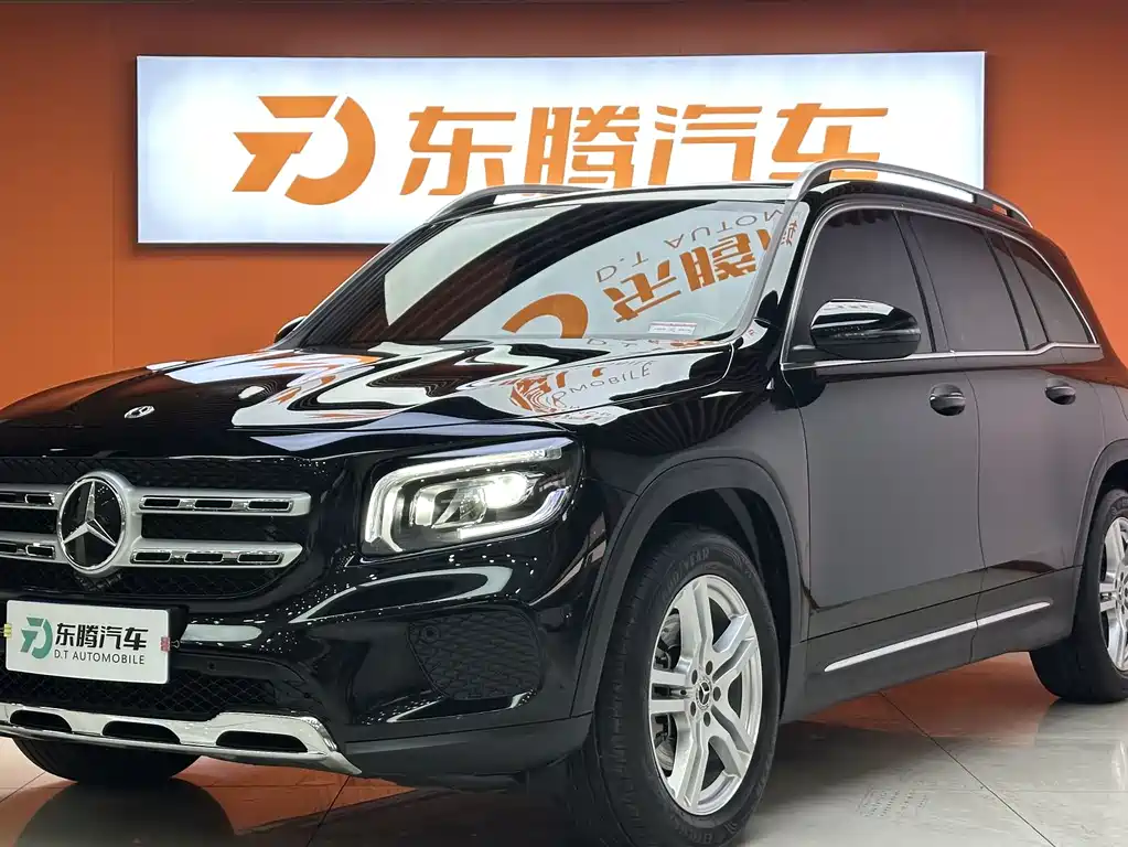 Mercedes-Benz GLB 2023