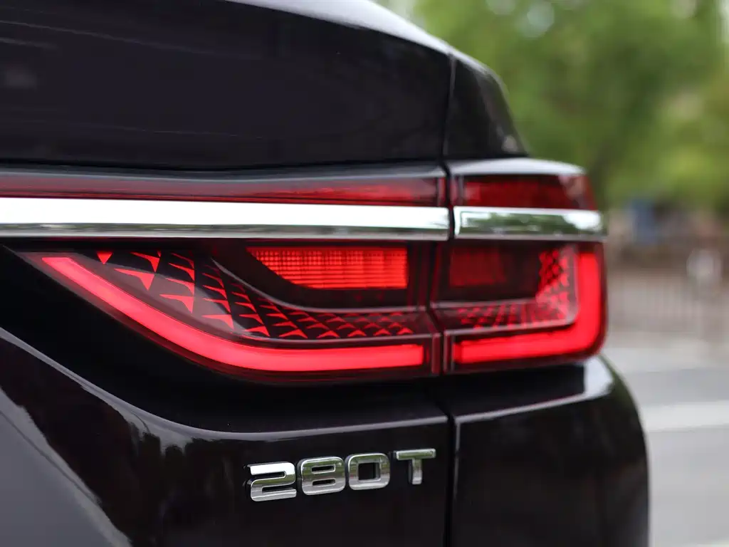 Changan CS85 COUPE 2019 1.5T DCT VI