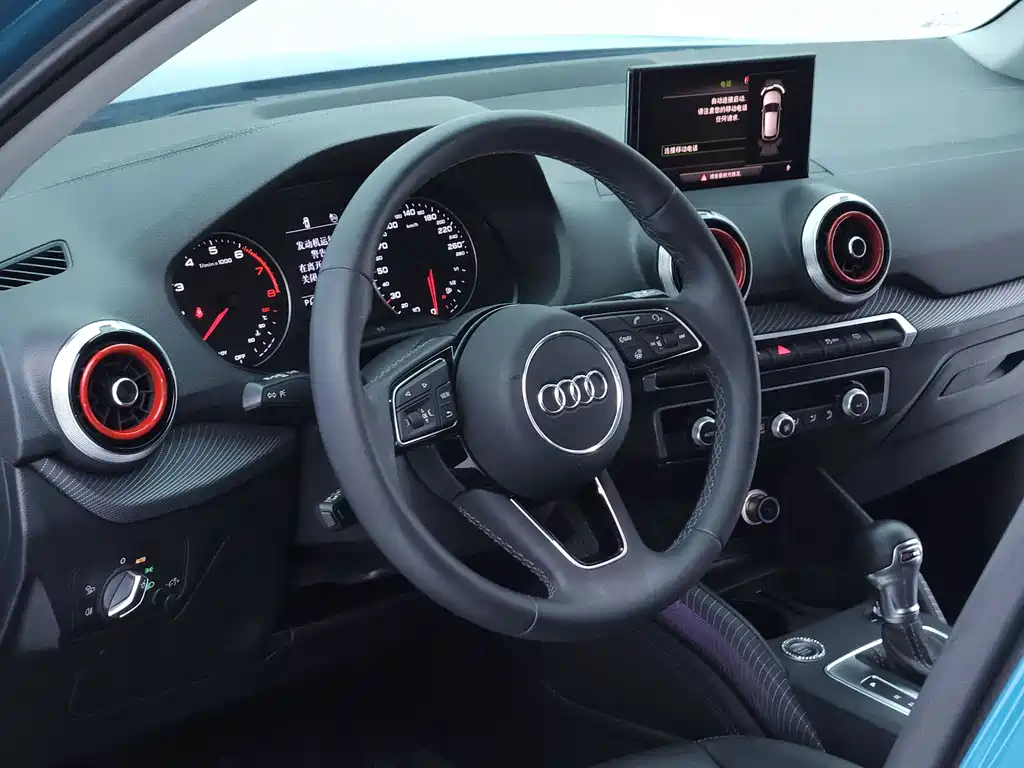 Audi Q2L — миниатюра 13