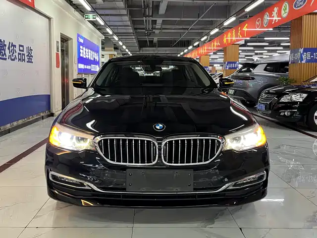 BMW  5 SERIES 2017