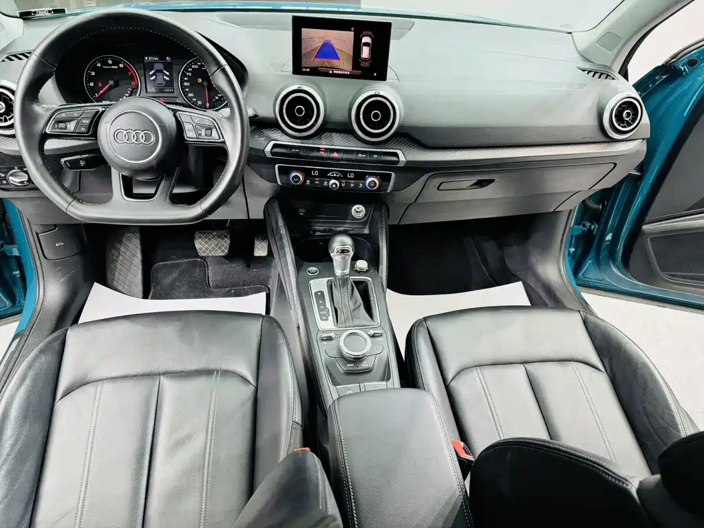 Audi Q2L — миниатюра 12