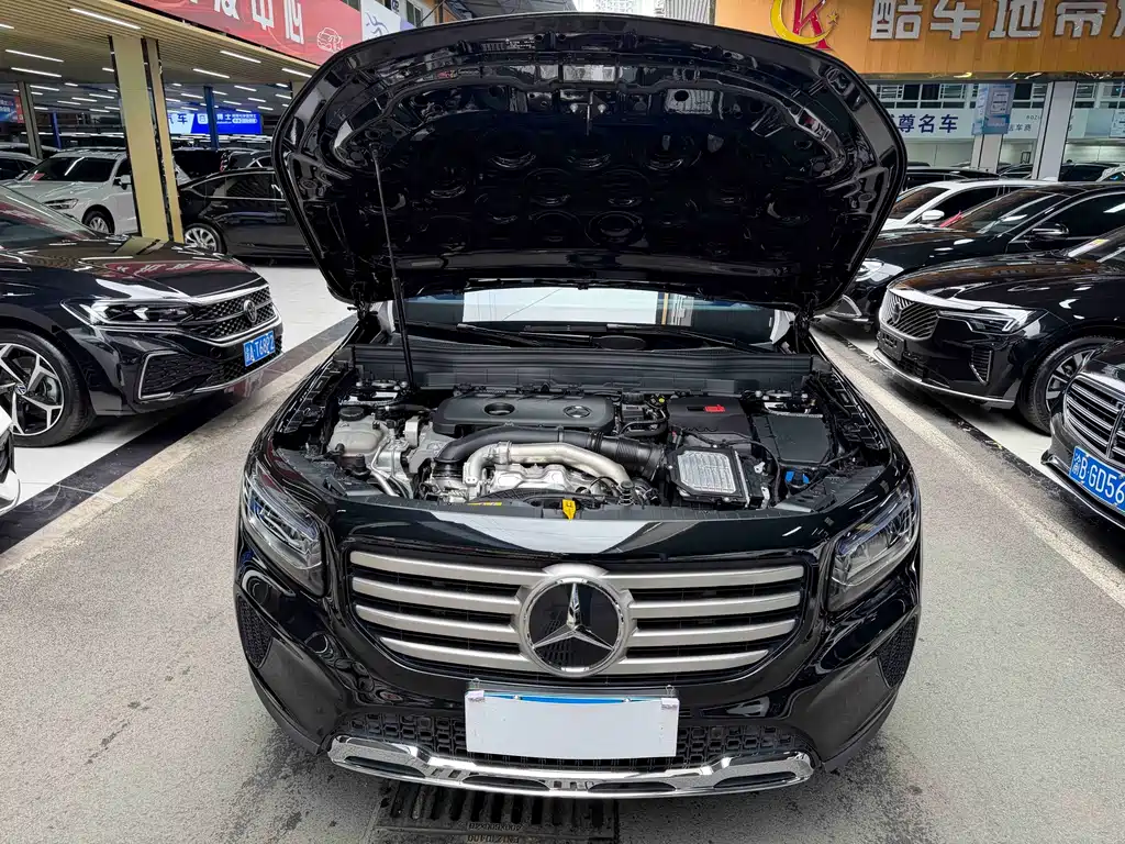 Mercedes-Benz GLB — миниатюра 24