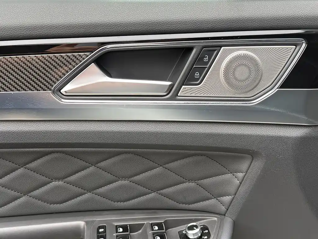 Volkswagen Teramont — миниатюра 9