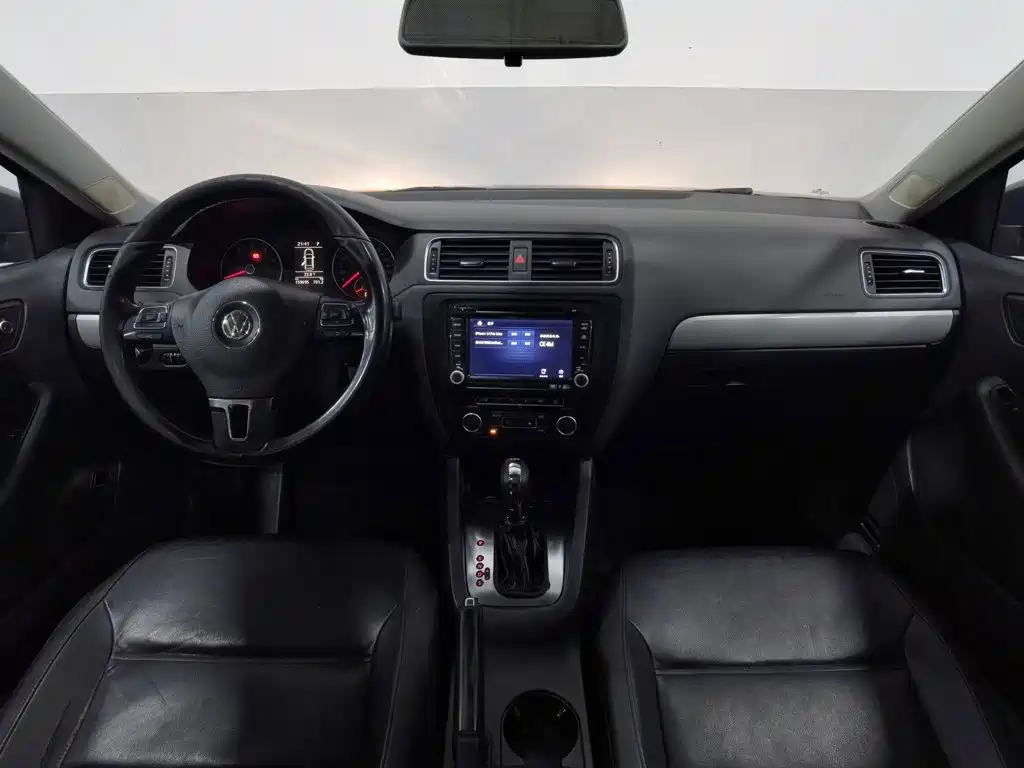 Volkswagen Sagitar — миниатюра 5