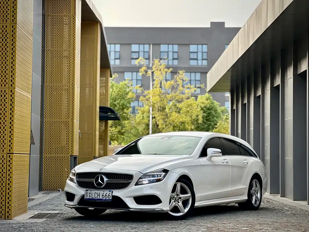 MERCEDES-BENZ CLS