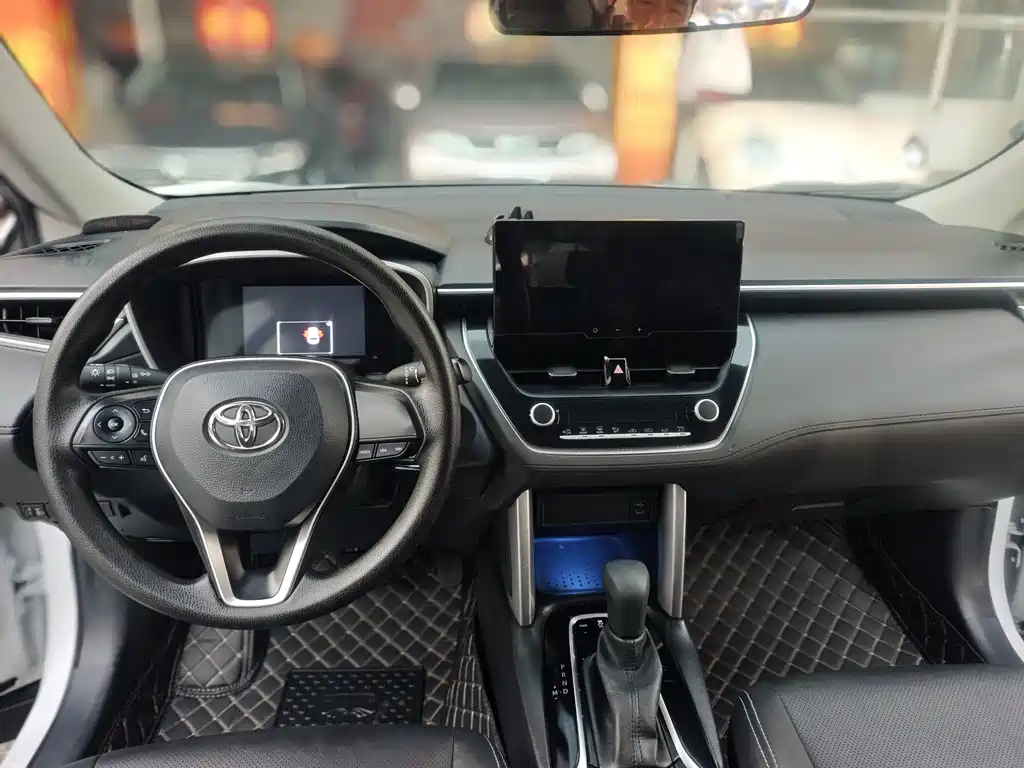 Toyota Frontlander — миниатюра 13