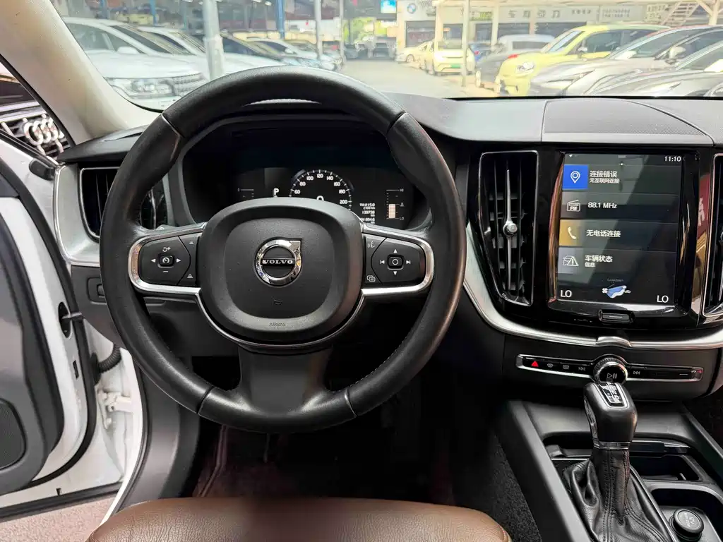 Volvo XC60 — миниатюра 13