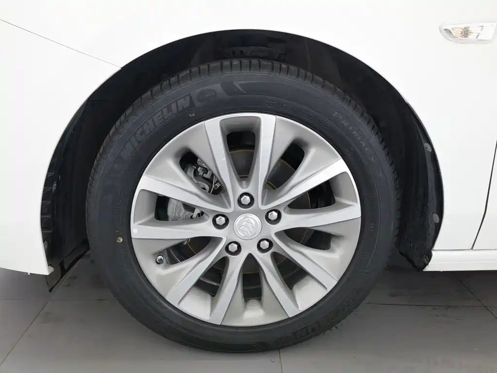Buick GL6 — миниатюра 17