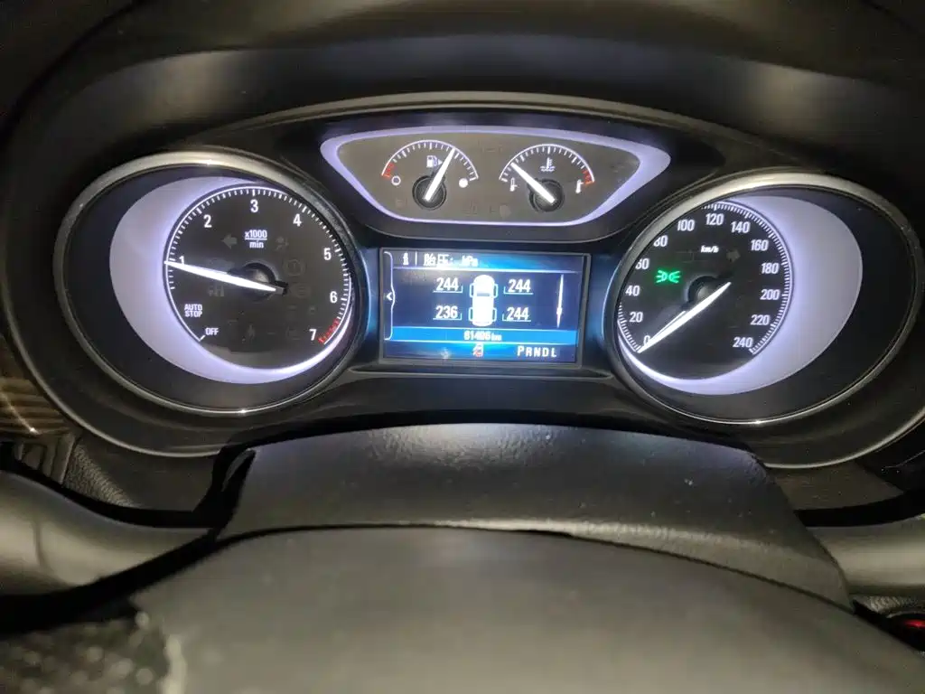Buick Envision Plus — миниатюра 5
