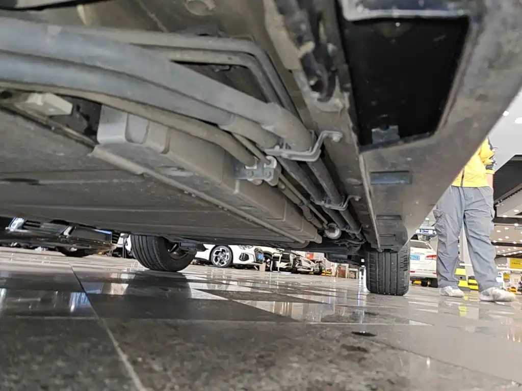 BYD MAX New Energy — миниатюра 22