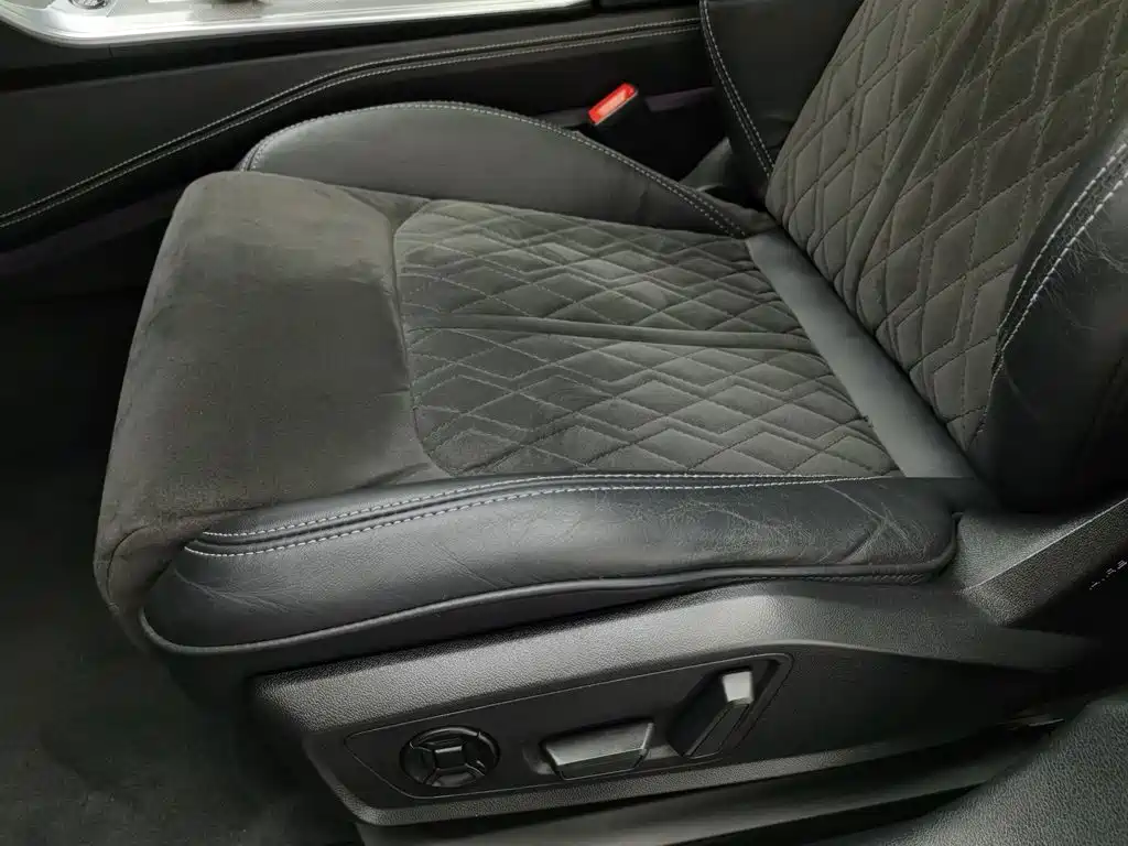 Audi A6L — миниатюра 20