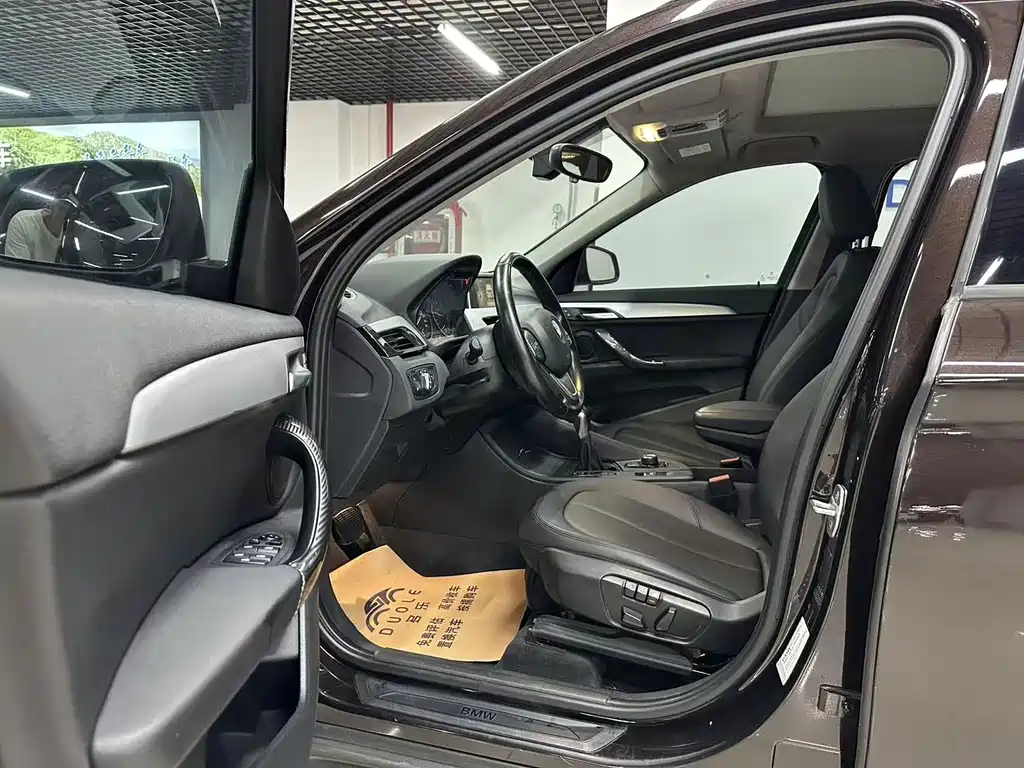 BMW X1 2016 sDrive18Li Fashion