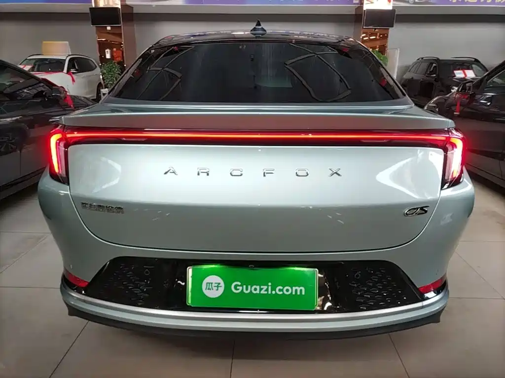ARCFOX Alpha S — миниатюра 6