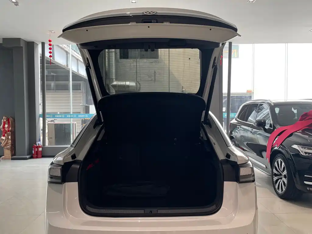 Volkswagen ID.7 VIZZION — миниатюра 23