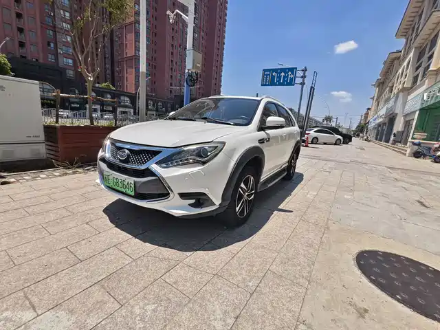 2016 BYD Tang