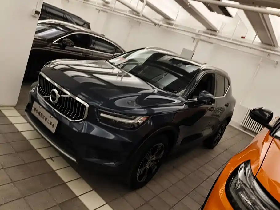 Volvo XC40