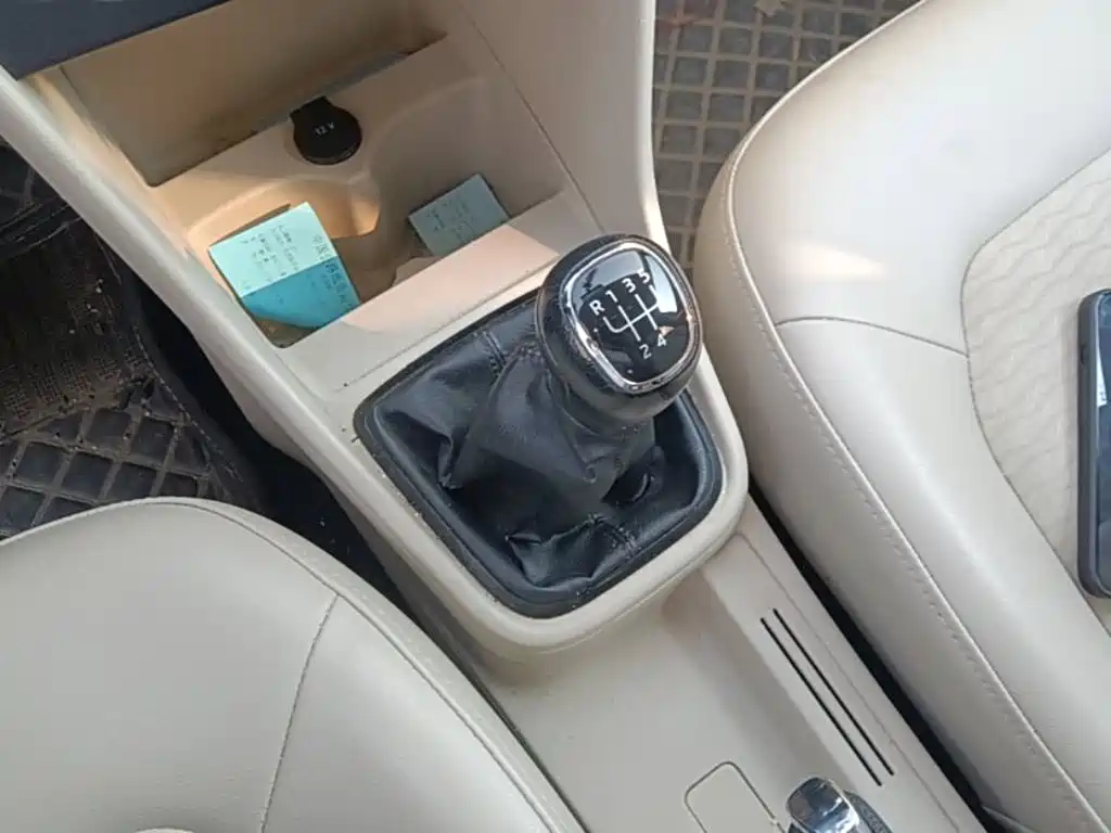 Skoda Rapid — миниатюра 14
