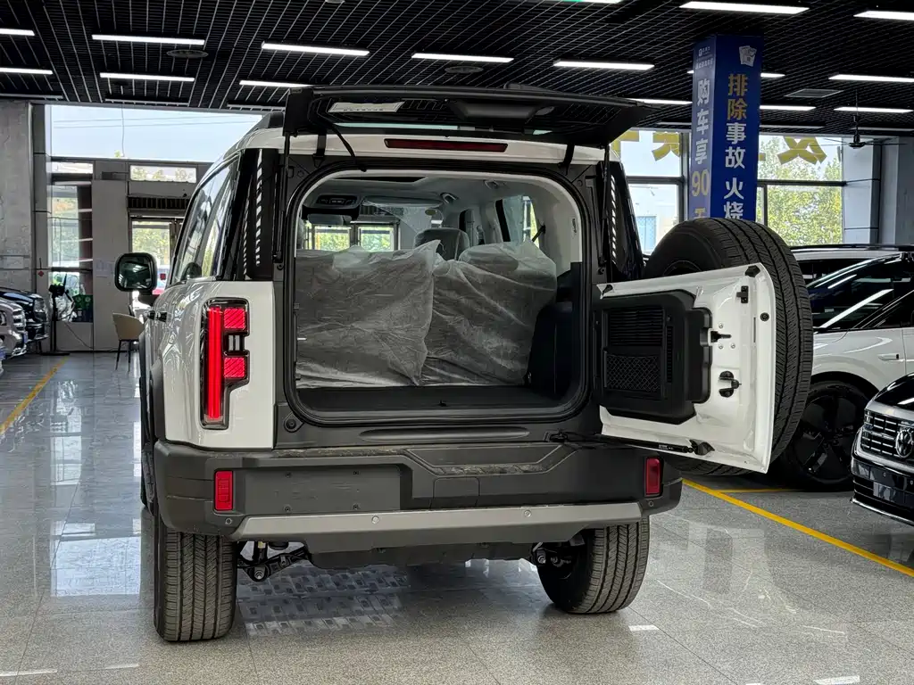 Beijing Off-Road BJ40 EREV — миниатюра 12