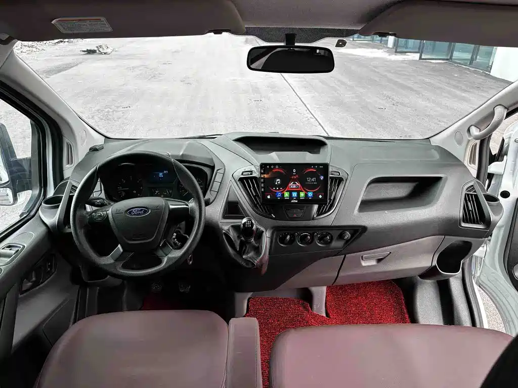 Ford Transit - фото 5
