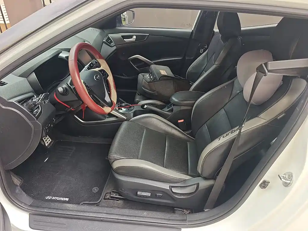 Hyundai Veloster — миниатюра 4