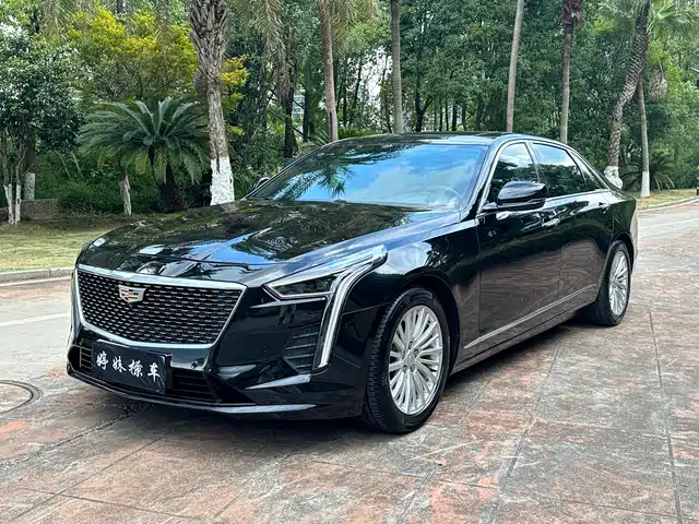 CADILLAC CT6