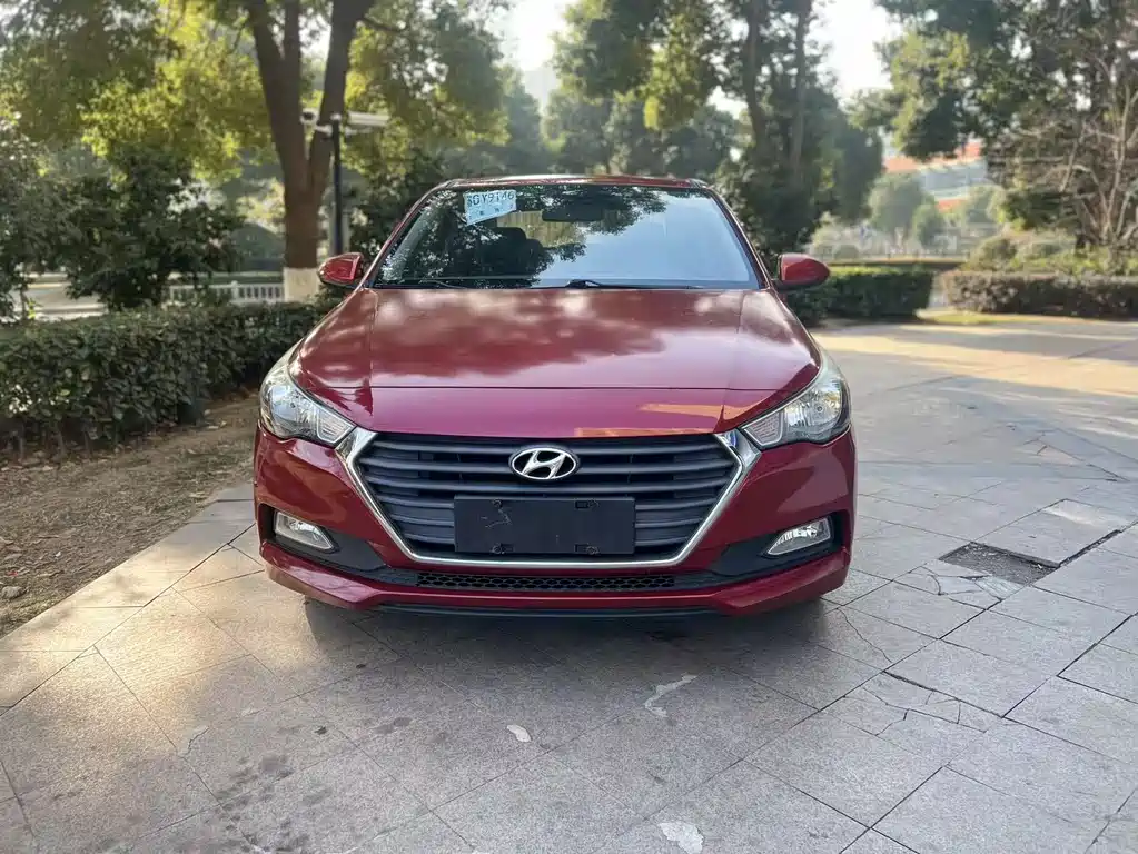 HYUNDAI ACCEPT